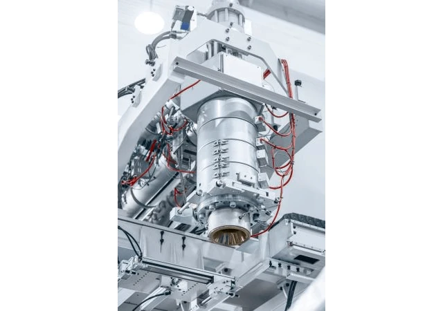 Precision Molding Technology for Complex Profiled Products