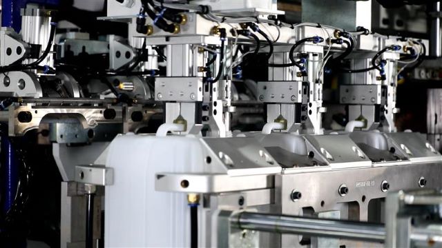 Continuous Mass Production with Stable Output